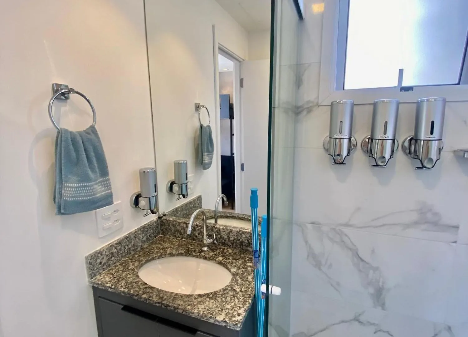 Magnifico Apartamento Em Frente Ao Metro Bras ! - Rua Coronel Mursa, 56 - Bras Sao Paulo 0*,  Brazil